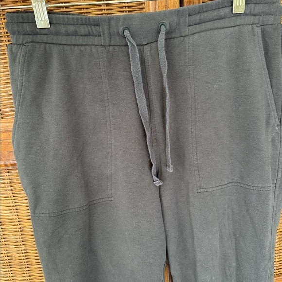 Lou & Grey Dark Green Sweatshirt and Pants Set - Picture 3 of 3